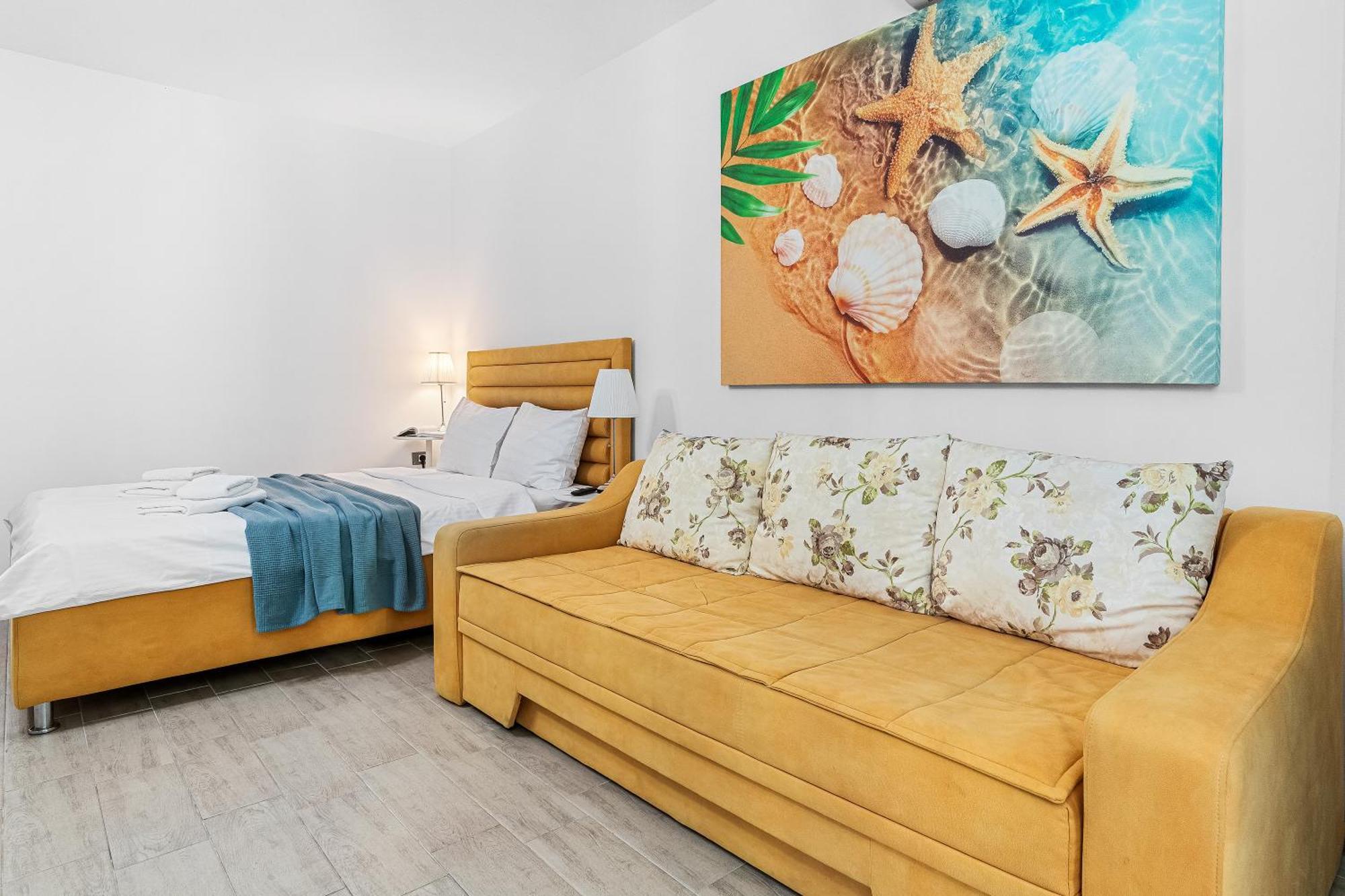 Eka Studio - Pool & Spa Beach Resort Năvodari Eksteriør billede