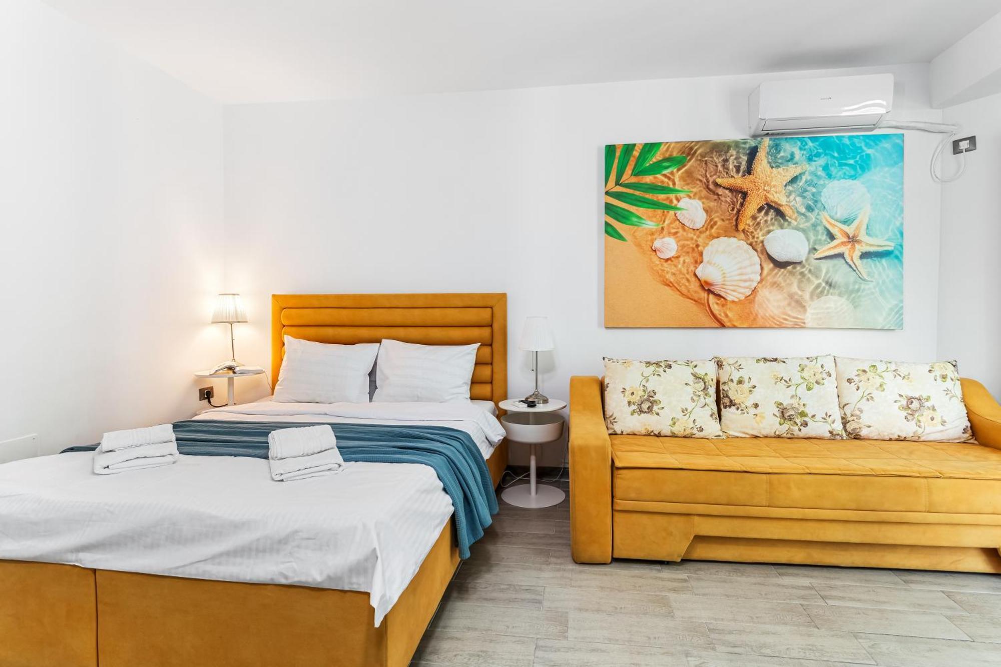 Eka Studio - Pool & Spa Beach Resort Năvodari Eksteriør billede