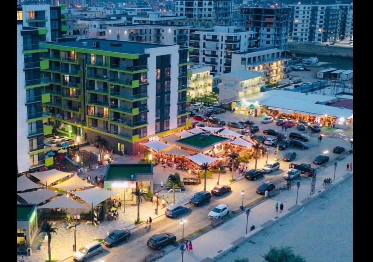 Eka Studio - Pool & Spa Beach Resort Năvodari Eksteriør billede