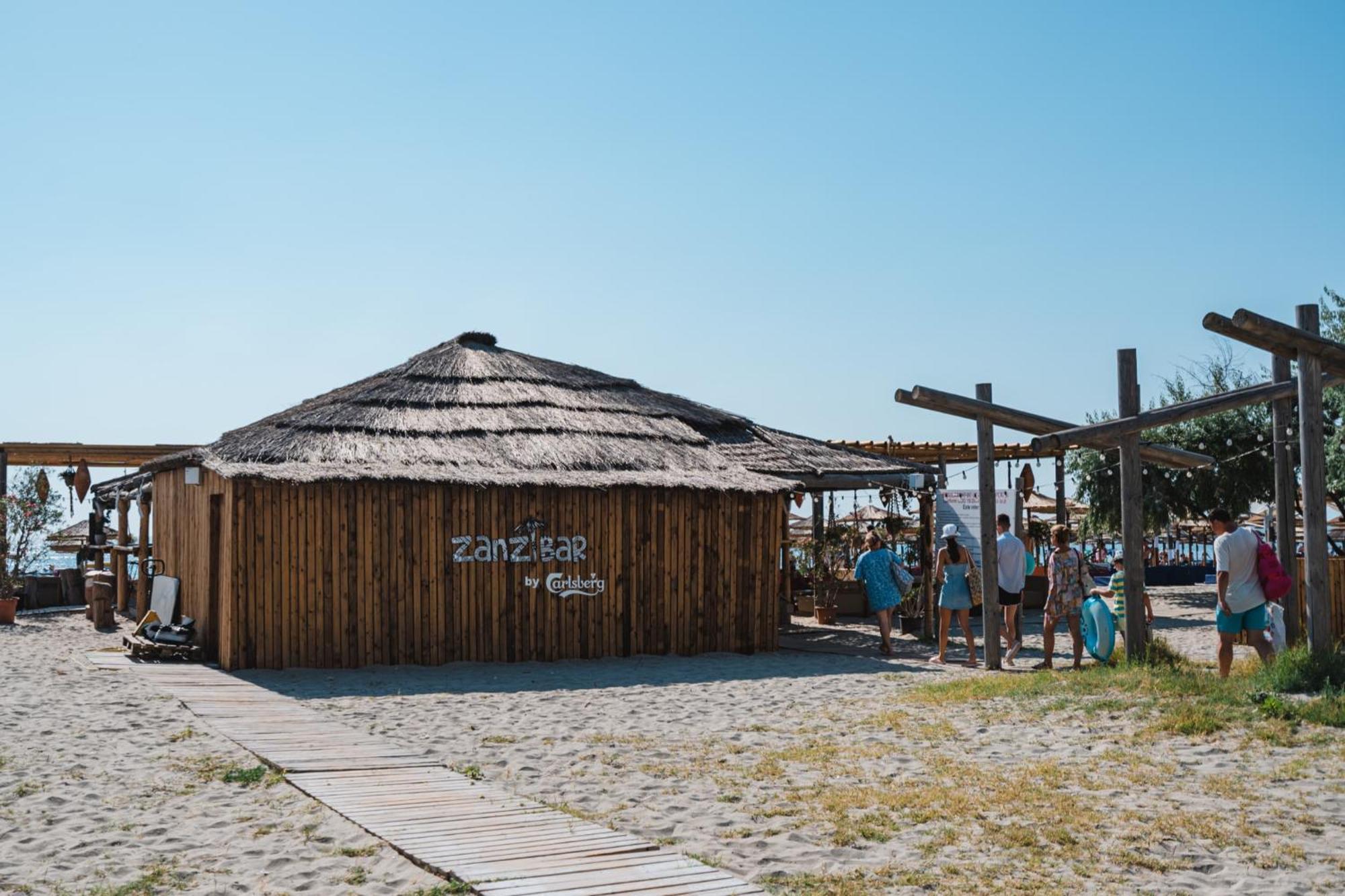 Eka Studio - Pool & Spa Beach Resort Năvodari Eksteriør billede