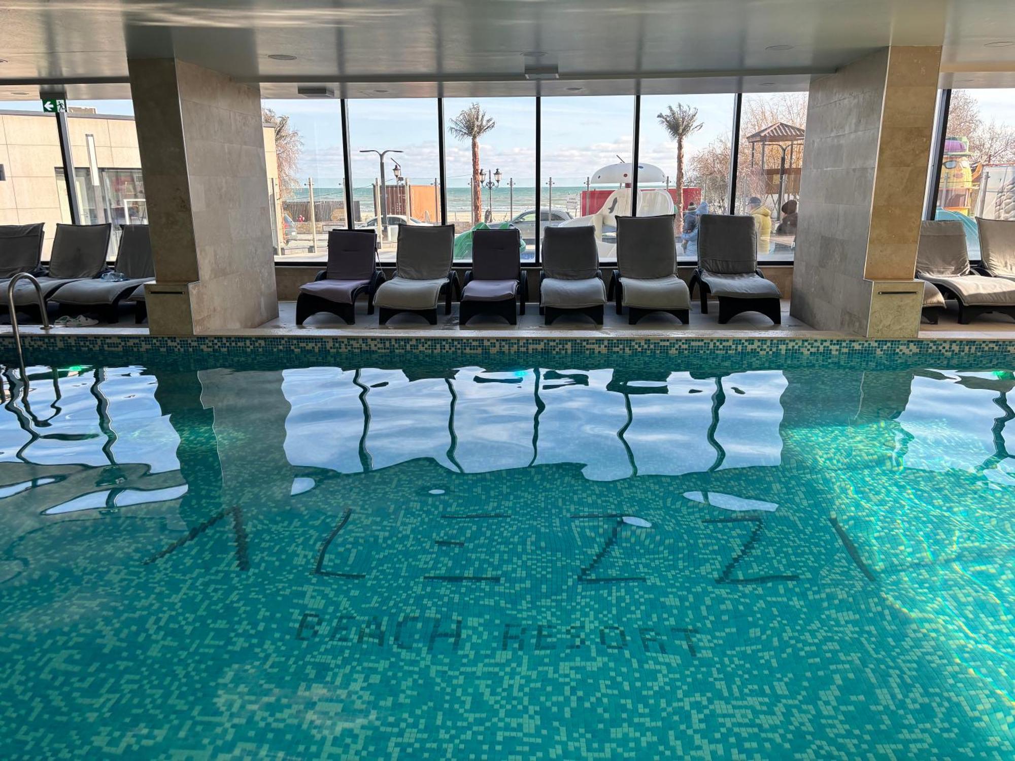 Eka Studio - Pool & Spa Beach Resort Năvodari Eksteriør billede